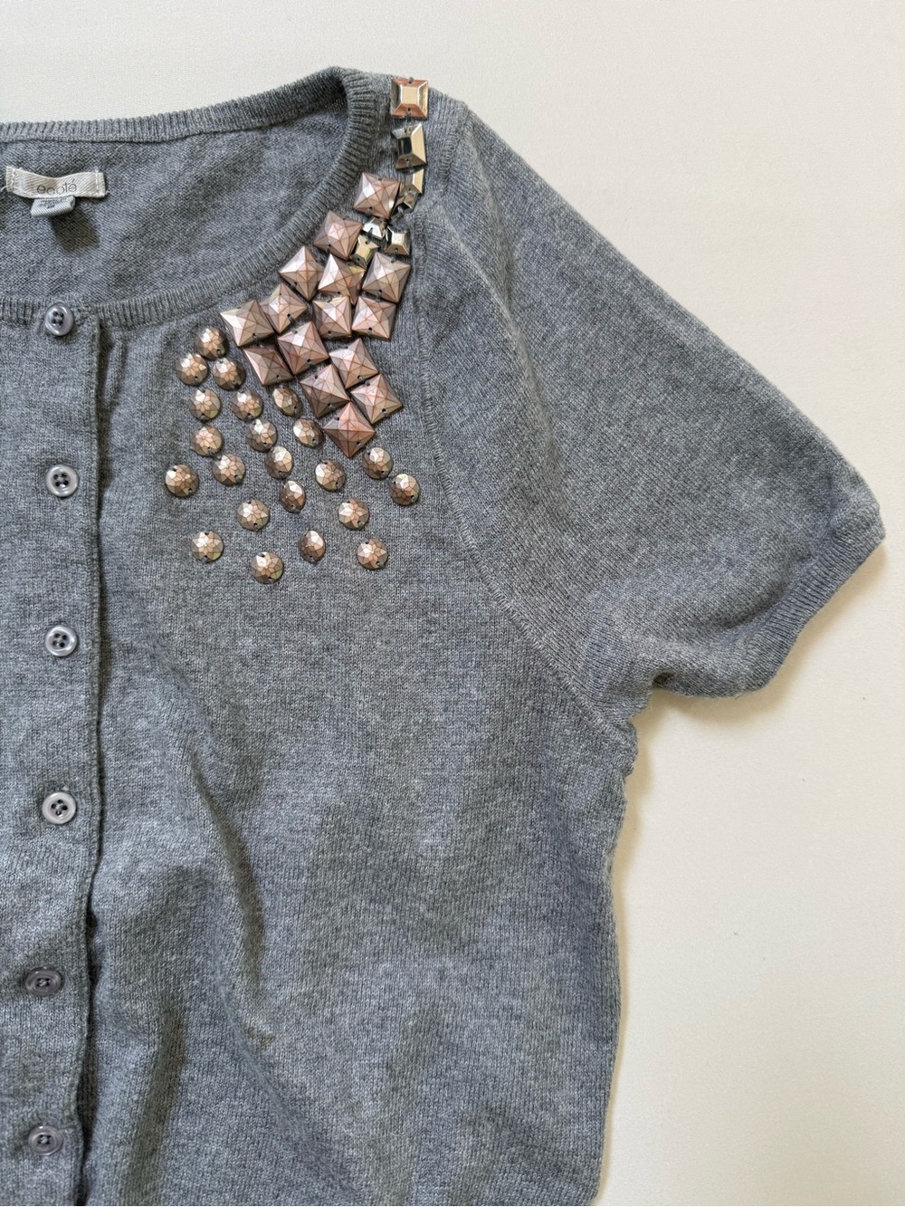 2000s Urban Outfitters Ecote Gray Short-Sleeve Cardigan with Beading Size Small